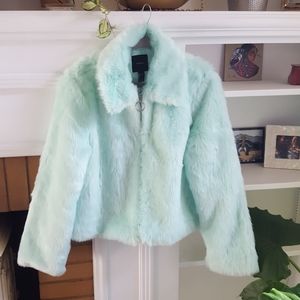 Forever 21 Faux Fur Coat🔥